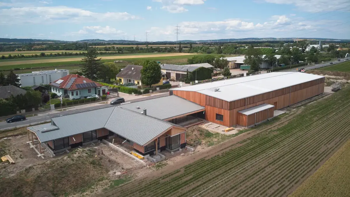 Drohnenaufnahme eines Bauprojekts in Niederösterreich